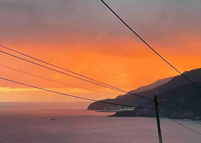 The Spot - Ilha De Sao Miguel 포보아카오