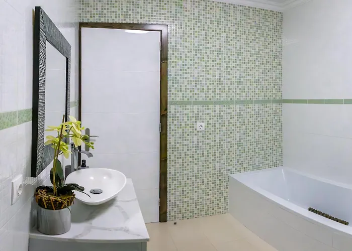 The Spot - Ilha De Sao Miguel 포보아카오